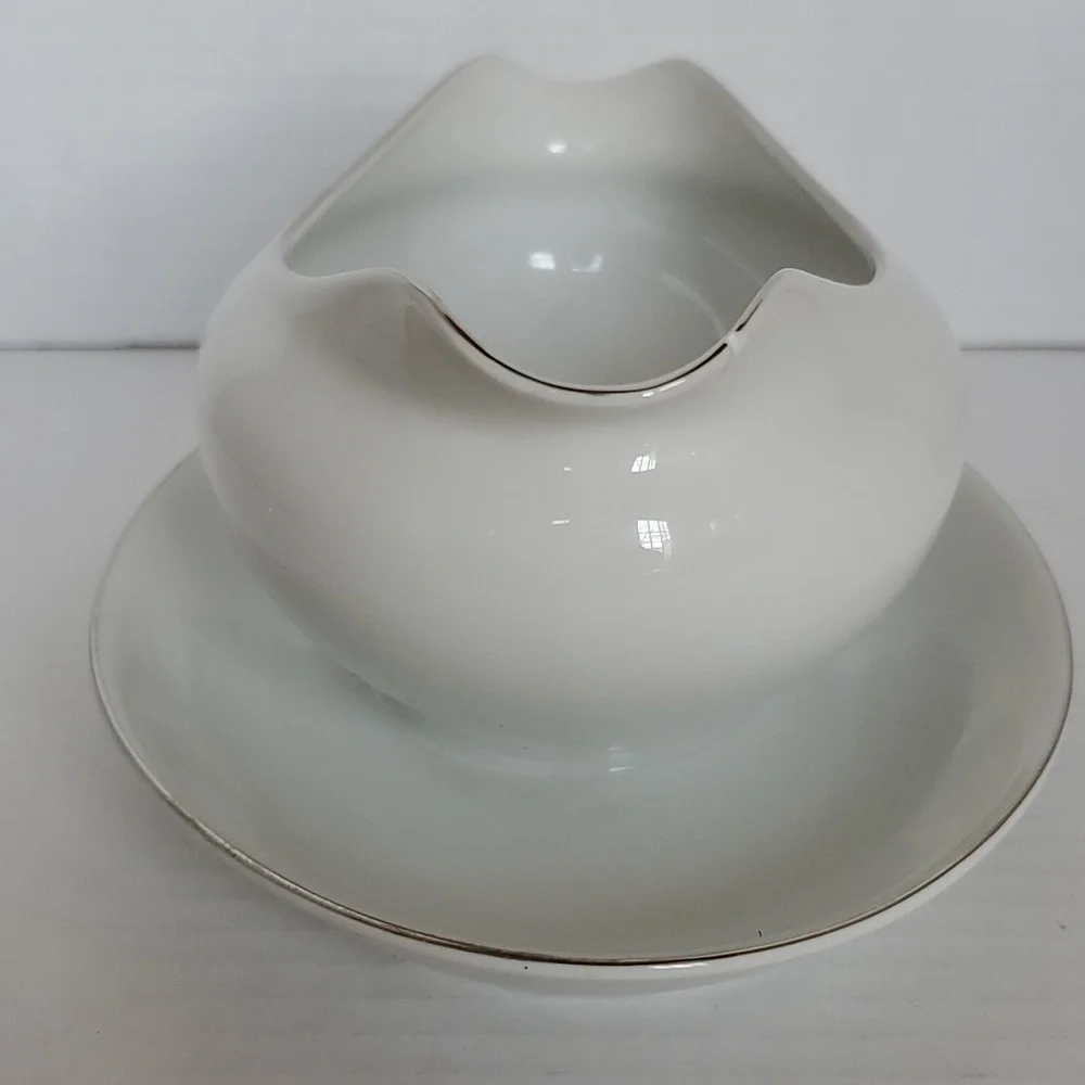 Gravy Sauce Boat Sauciè Bowl Dish Plate Creative Royal Elegance JAPAN